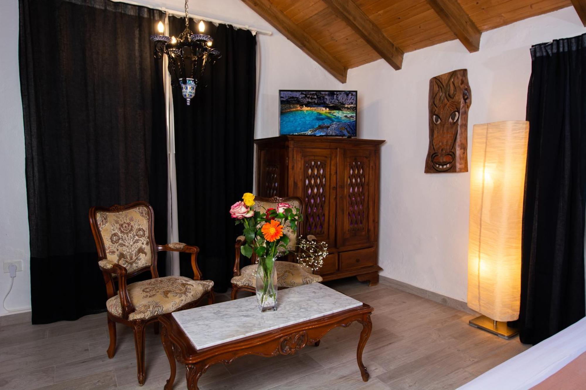 Geko Hotels Los Llanillos Zewnętrze zdjęcie